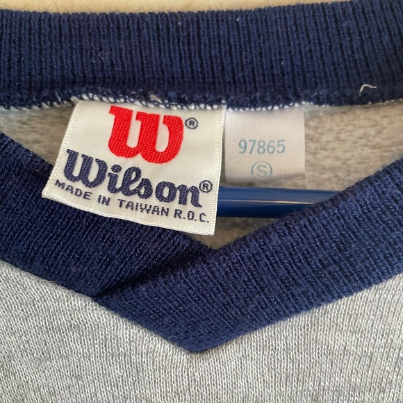 Vintage Wilson Sweatshirt - Picture 5 of 5